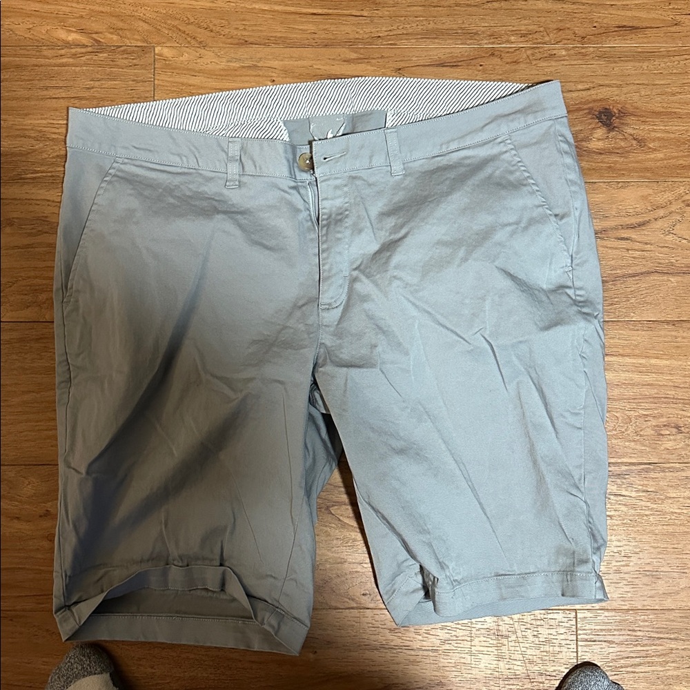 Men's Flat Front Shorts - Gray